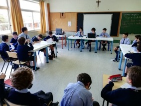Debate sobre a emigra&ccedil;&atilde;o 6b4