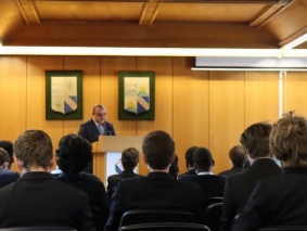2021 - Ins&iacute;gnias 9&ordm; ano - 10