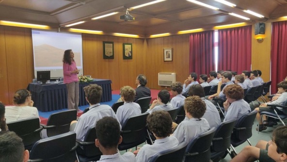 Planalto - Conferência de Elisabete Jacinto 